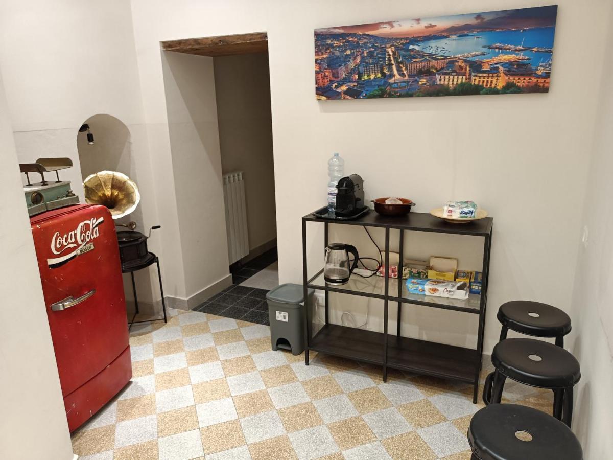 Mergellina 121 Apartment'S Rooms เนเปิลส์ ภายนอก รูปภาพ