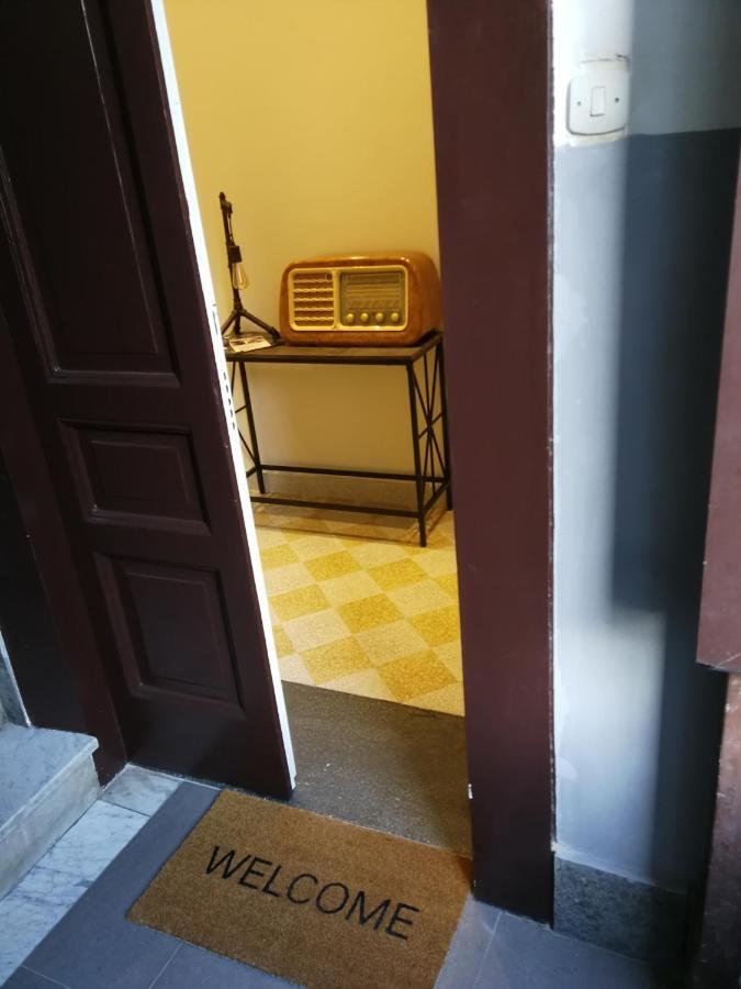 Mergellina 121 Apartment'S Rooms เนเปิลส์ ภายนอก รูปภาพ